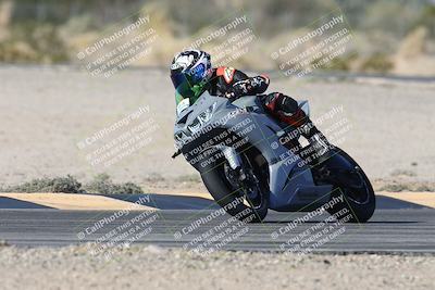 media/Dec-04-2025-Racers Edge (Thu) [[5ebc9f124d]]/3-B Group/1-Session 1 (Turn 7)/